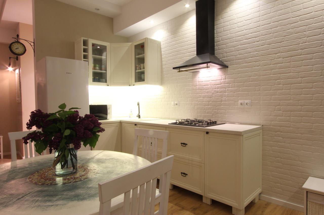 New Apartment In Old Тбилиси Екстериор снимка