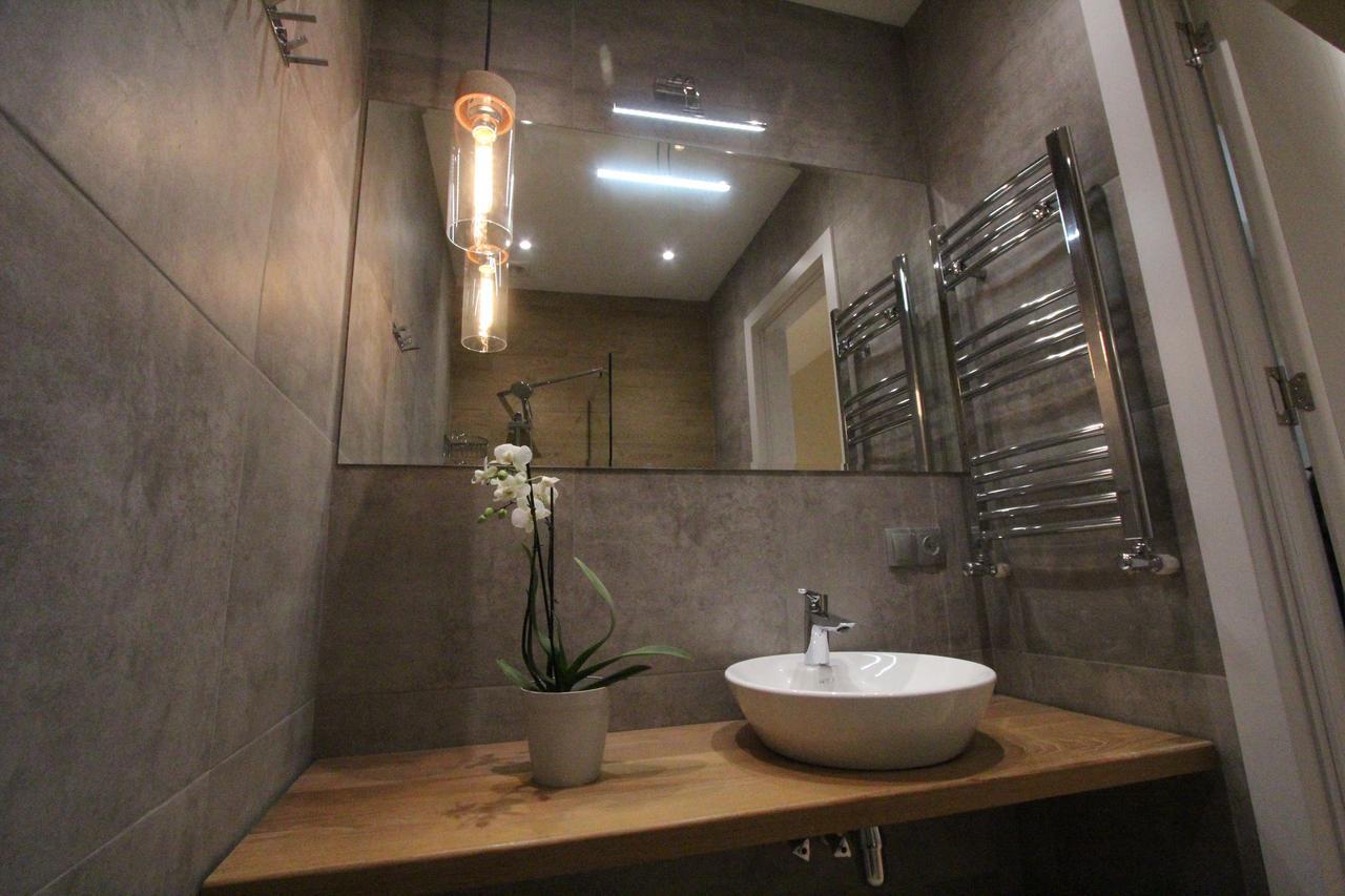 New Apartment In Old Тбилиси Екстериор снимка
