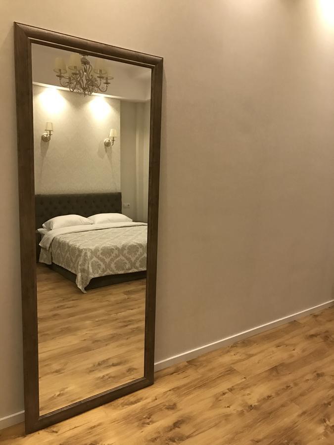 New Apartment In Old Тбилиси Екстериор снимка